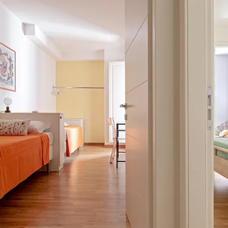 Lucky House * Livorno