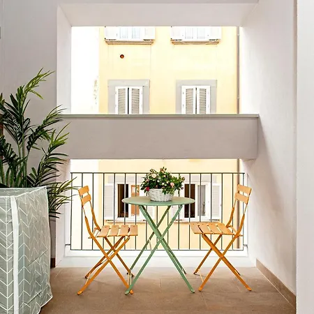 Lucky House Apartment *